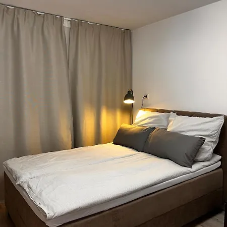 Centrally Located 1 In Ulm With Ulmer Muenster View Διαμέρισμα *