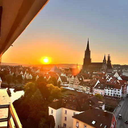 아파트 Centrally Located 1 In Ulm With Ulmer Muenster View *