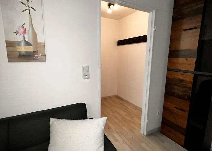 Centrally Located 1 In Ulm With Ulmer Muenster View *